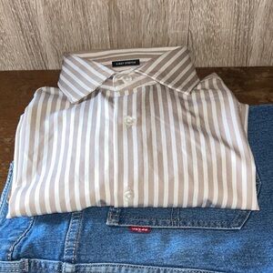 Bundle with Nel (2 items) Striped Button-Up Shirt and Blue Levi’s Jeans